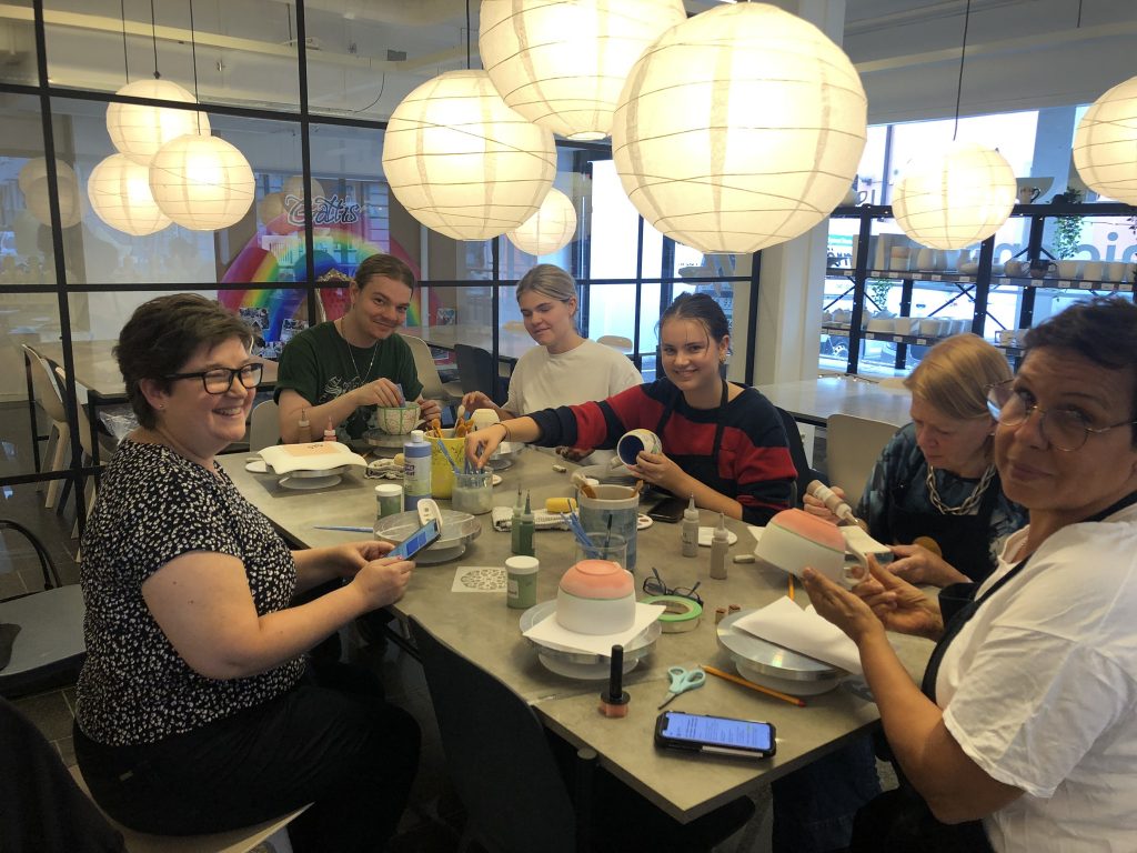 group pottery painting