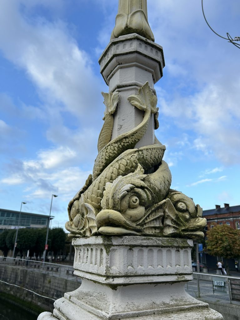 bridge sculpture