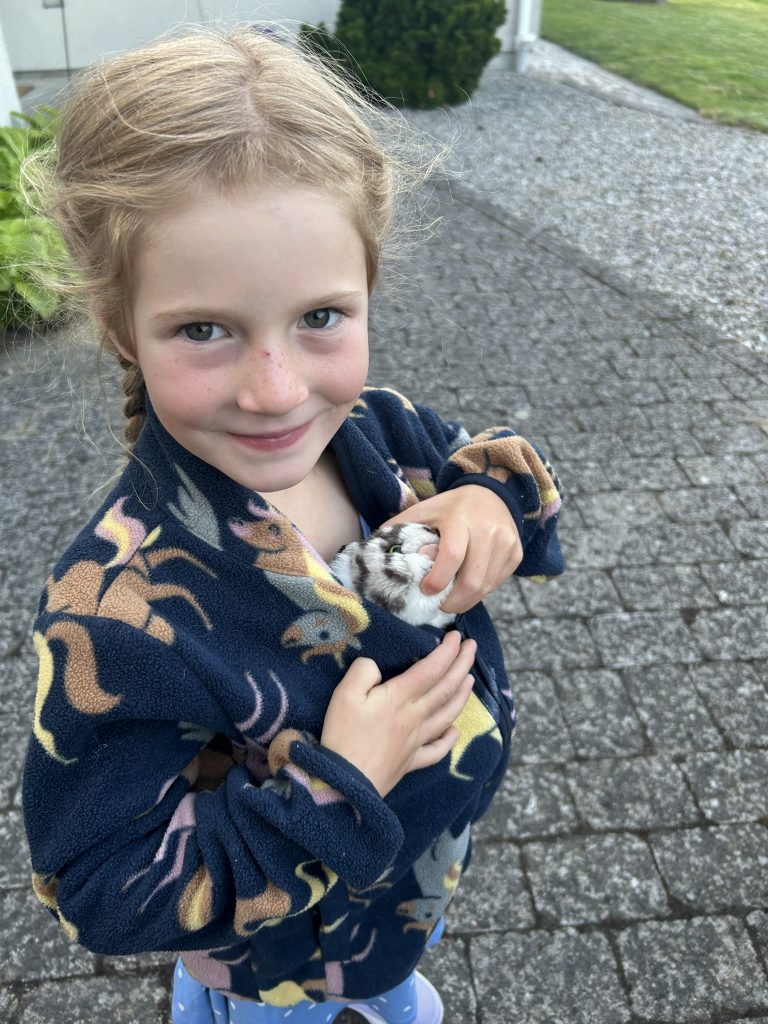 Kaya with snow leopard