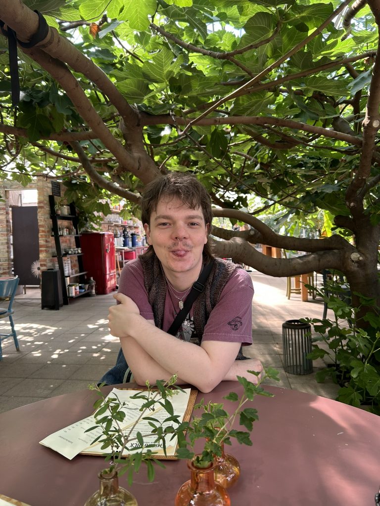 Martin under a fig tree